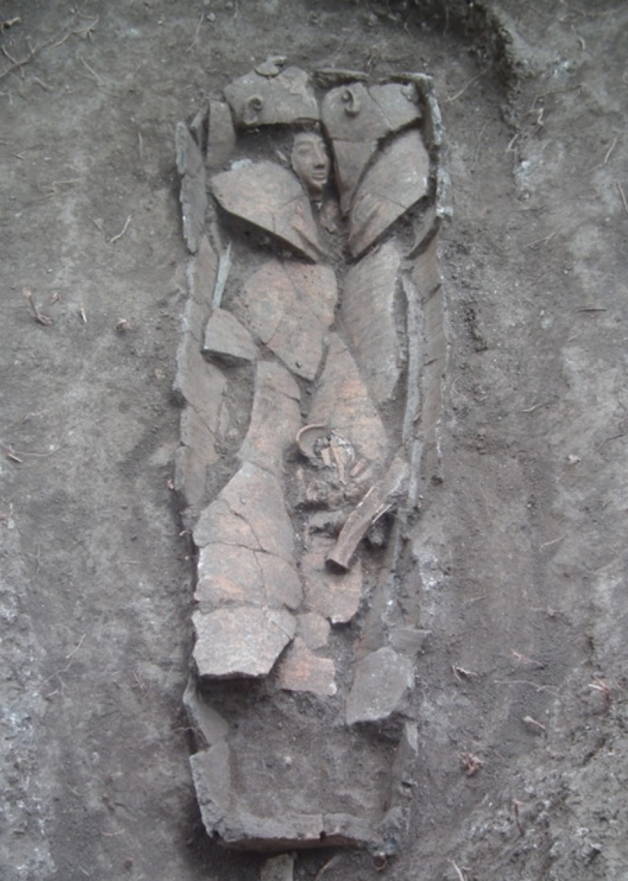 Anthropoid Sarcophagus, IAA